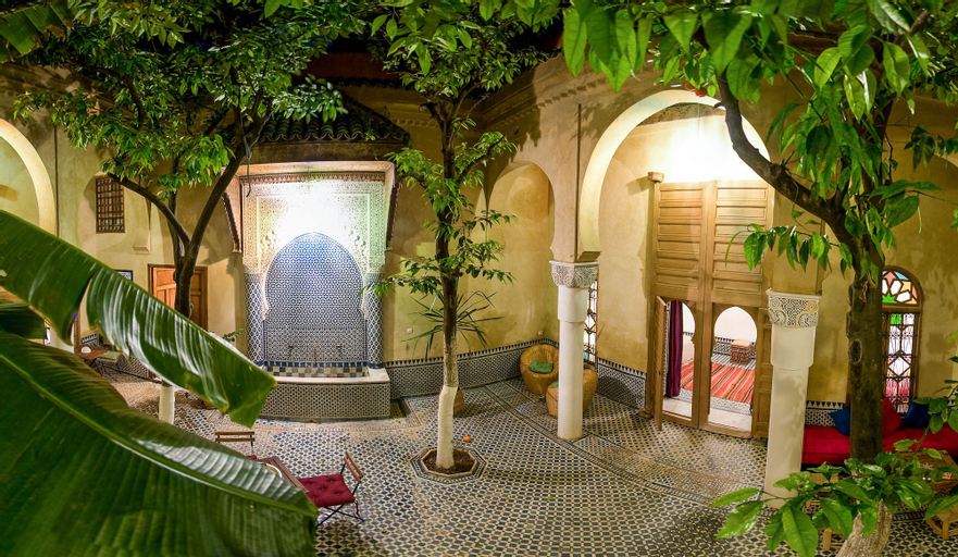 Exterior & Views 2, Riad La maison d'à côt��, Meknès