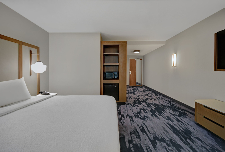 Bedroom 2, Fairfield Inn & Suites By Marriott Norfolk, Madison