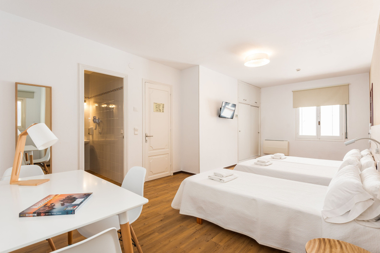 Bedroom 3, Hostal Jume - Urban Rooms, Baleares