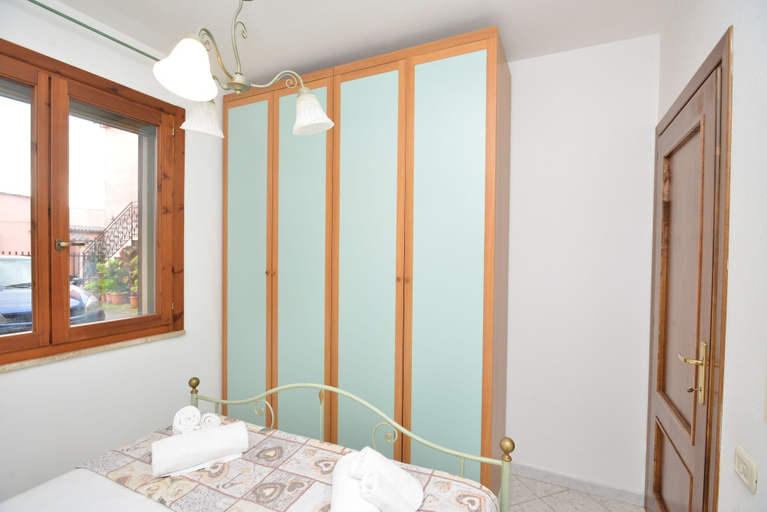 Room 2, IzzHome Sweetness, Cagliari