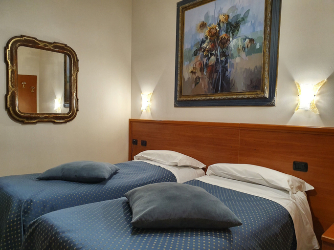 Bedroom 3, Hotel San Giorgio, Bergamo