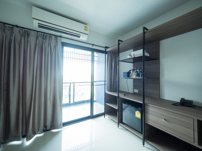 Others 5, Tassana Place, Muang Chon Buri