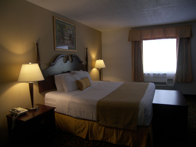 Bedroom 4, Baymont by Wyndham Mount Vernon Renfro Valley, Rockcastle