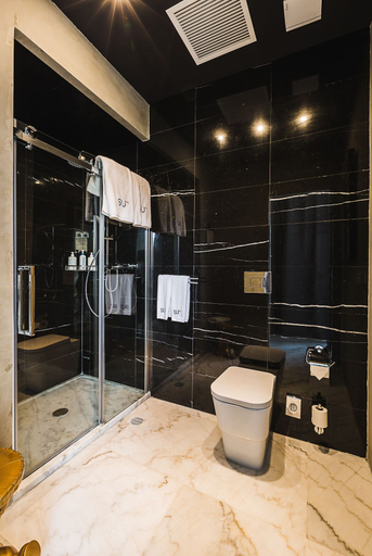 Bathroom 5, SU29 Boutique Hotel