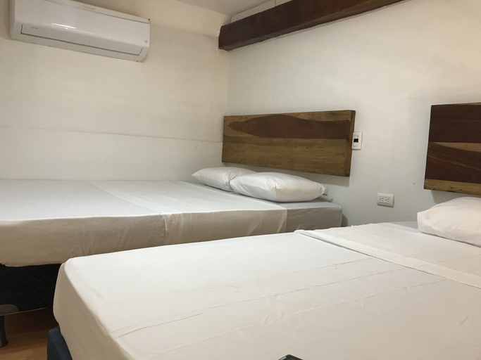 Bedroom 3, El Caite - Hostel, Granada