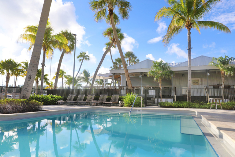 Sport & Beauty 2, The Perry Hotel & Marina Key West, Monroe