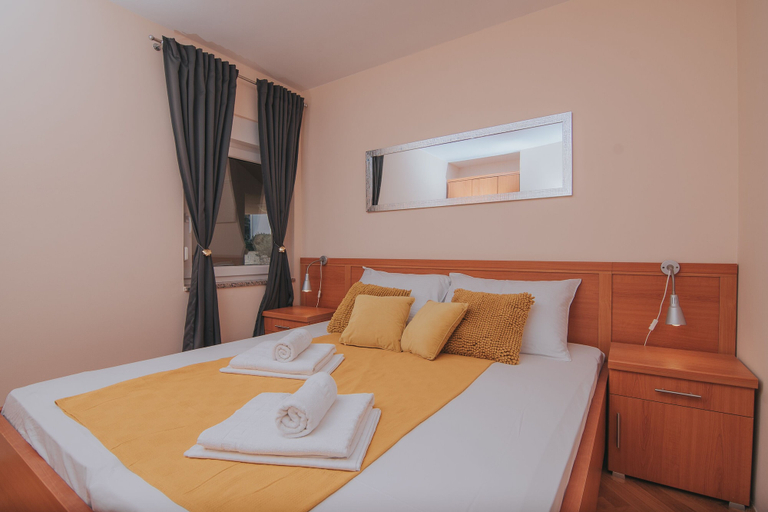 Bedroom 2, Pool Apartments Tolo, Novalja