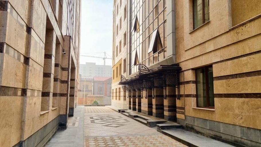 Exterior & Views 2, Olympavan Hotel, Yerevan