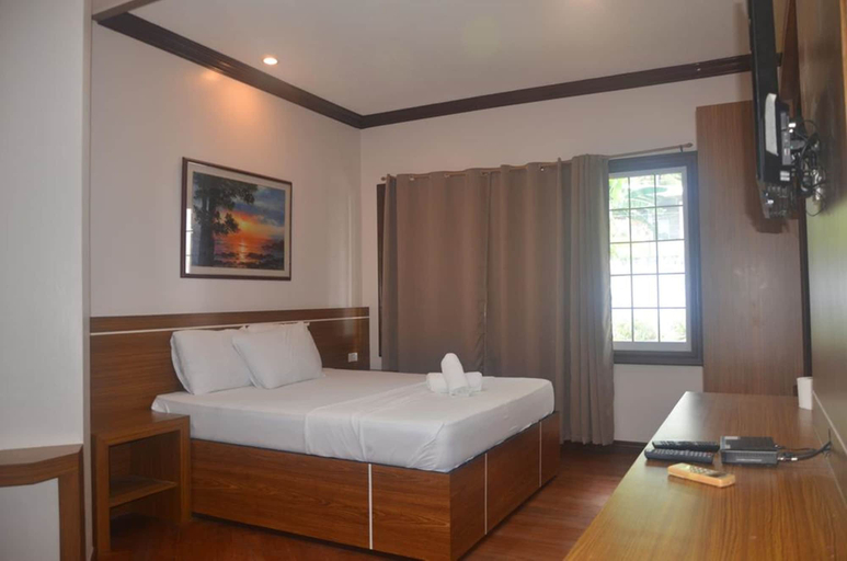 Bedroom 4, Robinland Vacation Home Badian, Alegria