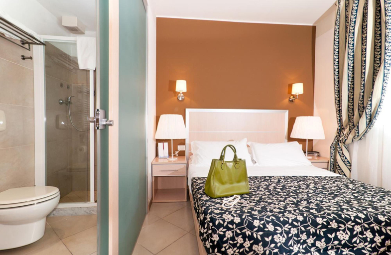 Bedroom 4, Residence T2, Rimini