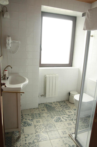Bathroom 3, La Casa de Beli, Burgos