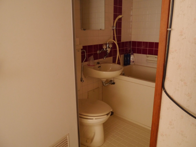 Bathroom 3, Petit Hotel Peter Rabbit, Hakuba