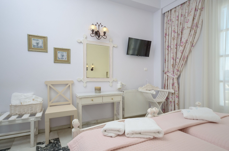 Bedroom 3, Hotel Kymata, South Aegean