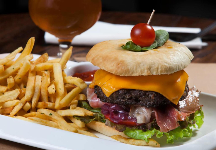 Food & Drinks 5, ibis styles Montevideo Biarritz Hotel, Montevideo