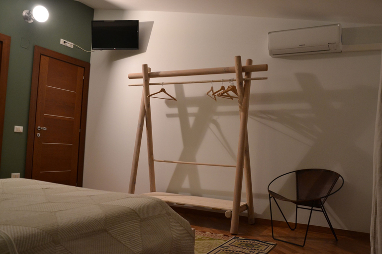Bedroom 3, Cherry Season, Chieti