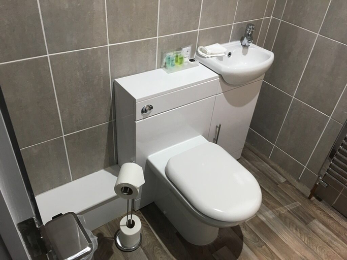Bathroom 4, Balcary House Hotel, Scottish Borders