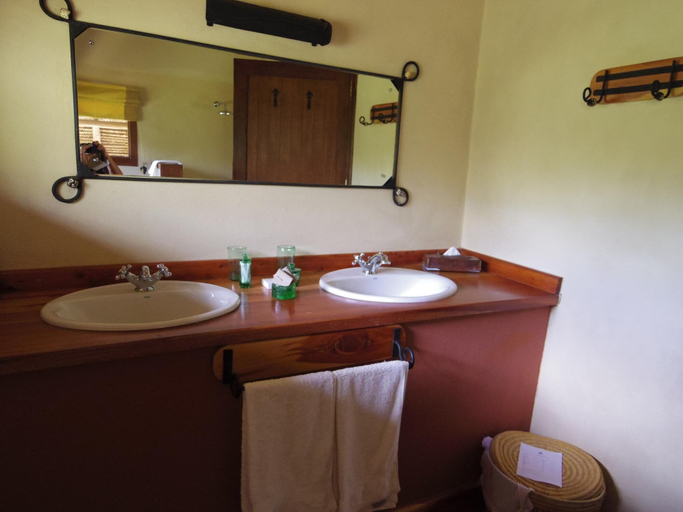 Bathroom 3, Elewana Tortilis Camp, Kajiado South