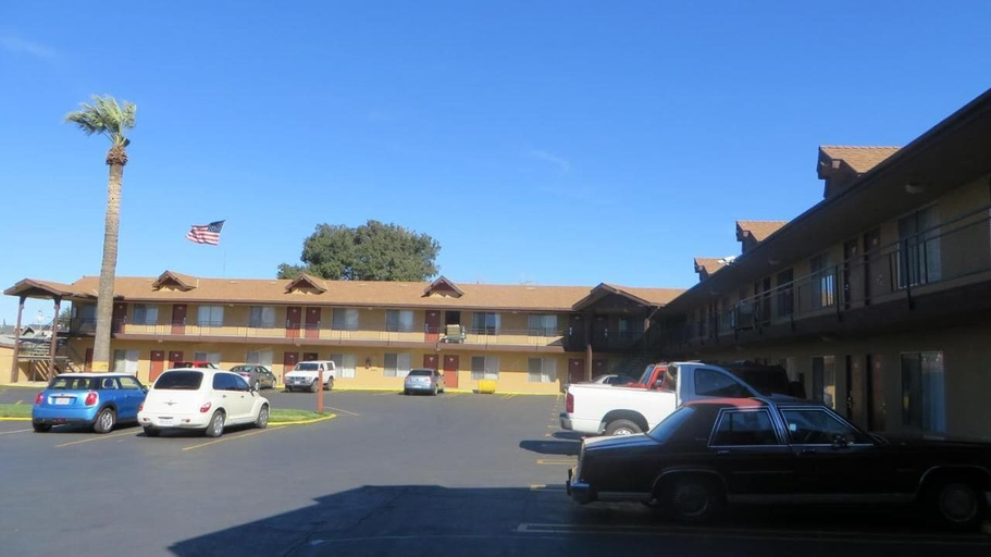 Others 5, HOTEL SALINA, Riverside