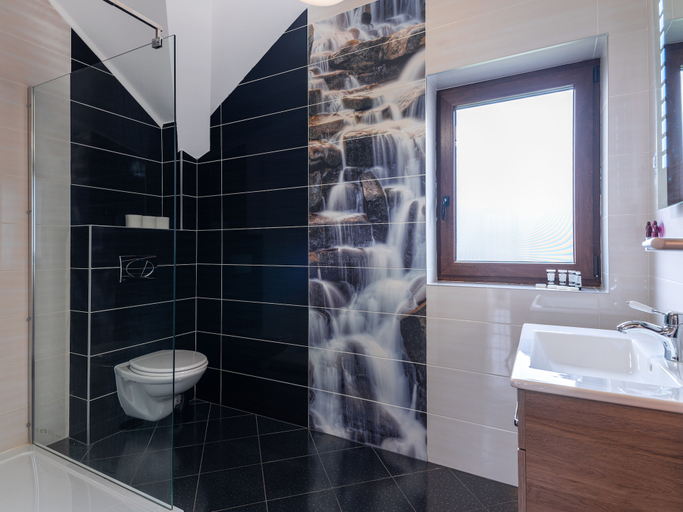 Bathroom 2, Apartament Simona Brasov, Brasov