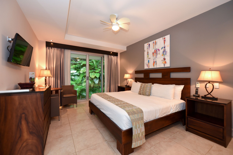 Bedroom 3, Tulemar Resort, Aguirre