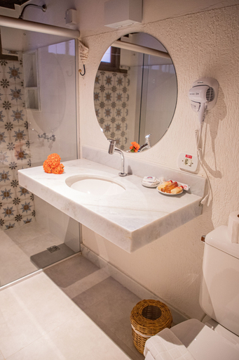 Bathroom 4, Pousada Tororão, Porto Seguro