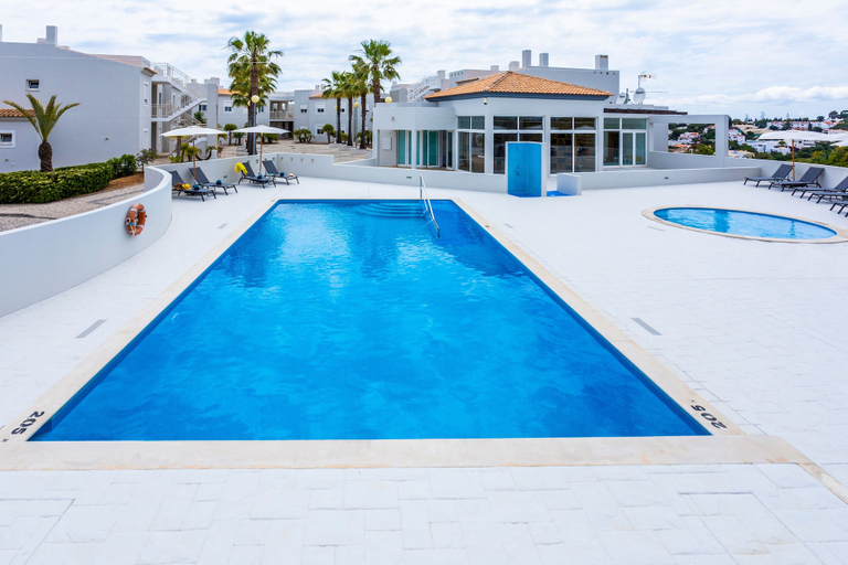 Sport & Beauty 3, Placid Village, Lagoa
