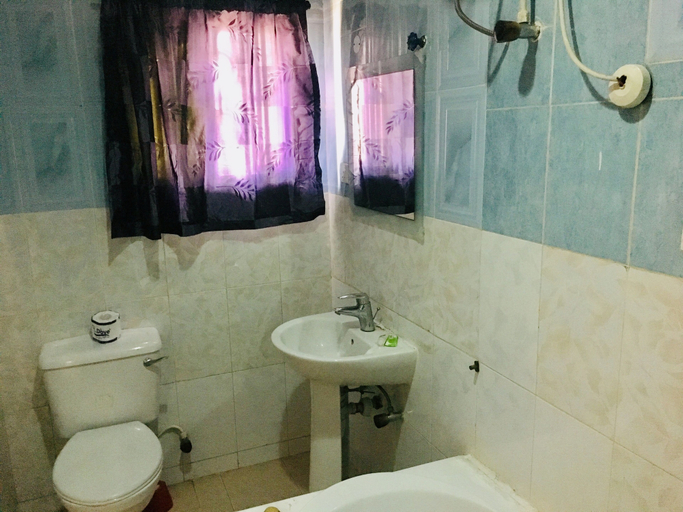 Bathroom 3, Hymax Grace Hotel and Suites, Eti-Osa