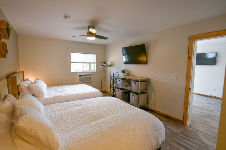 Bedroom 3, The Darmont Hotel and Suites, Ravalli