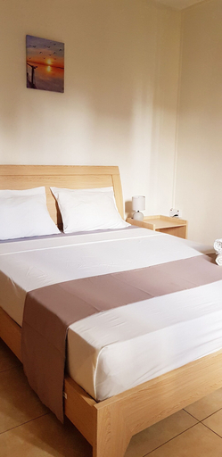 Bedroom 2, Paradise Hill
