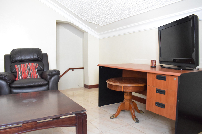 Others 5, Bustani Apartment, Nyali