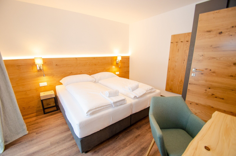 Bedroom 2, Finest Villa Zell am See, Zell am See