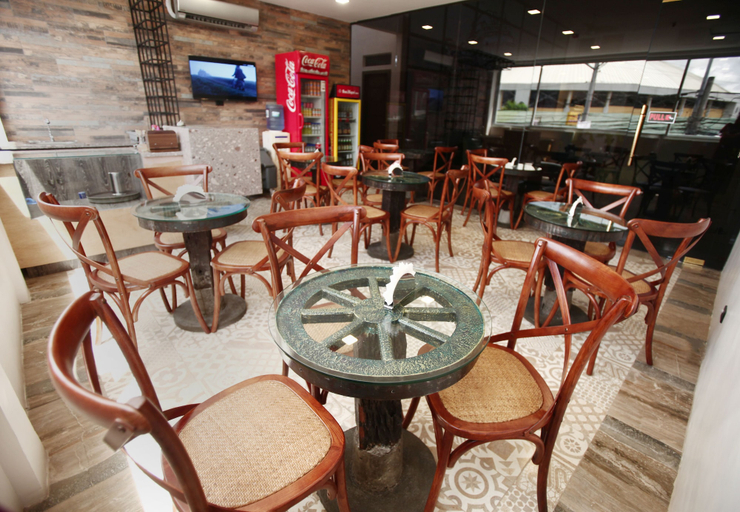 Food & Drinks, Dy Viajero Transient Hotel, Naga City