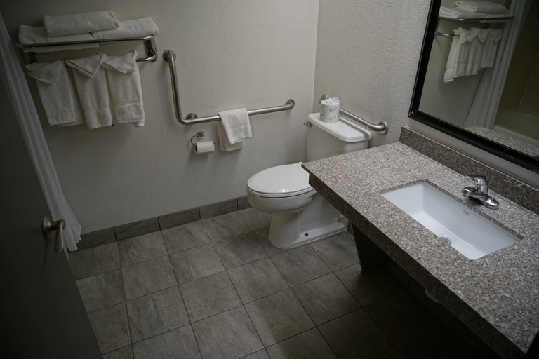 Bathroom 4, Baymont by Wyndham Shakopee, Scott