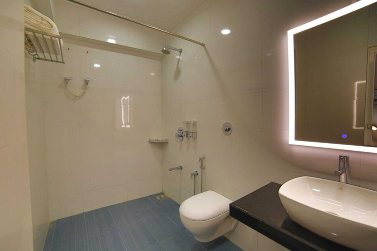 Bathroom 5, Hotel Marigold With Swimming Pool By SAH, Sirohi