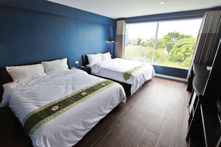 Bedroom 4, Chaolao Tosang Beach Hotel, Tha Mai