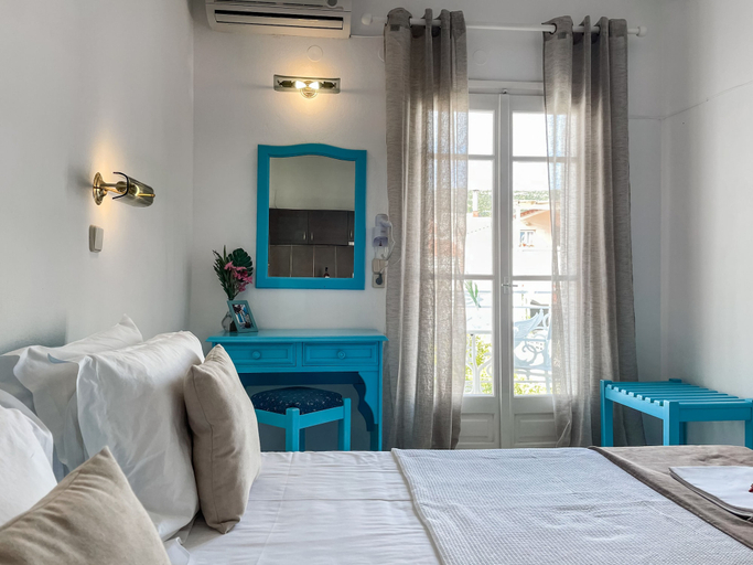 Bedroom 3, Stratos Hotel, North Aegean