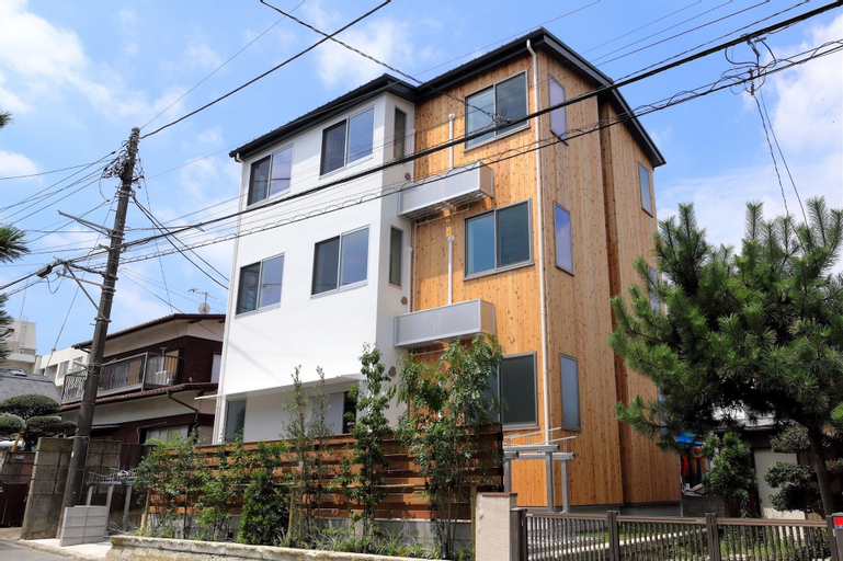 Shonan-Enoshima Seaside Guest House ��� Hostel, Fujisawa