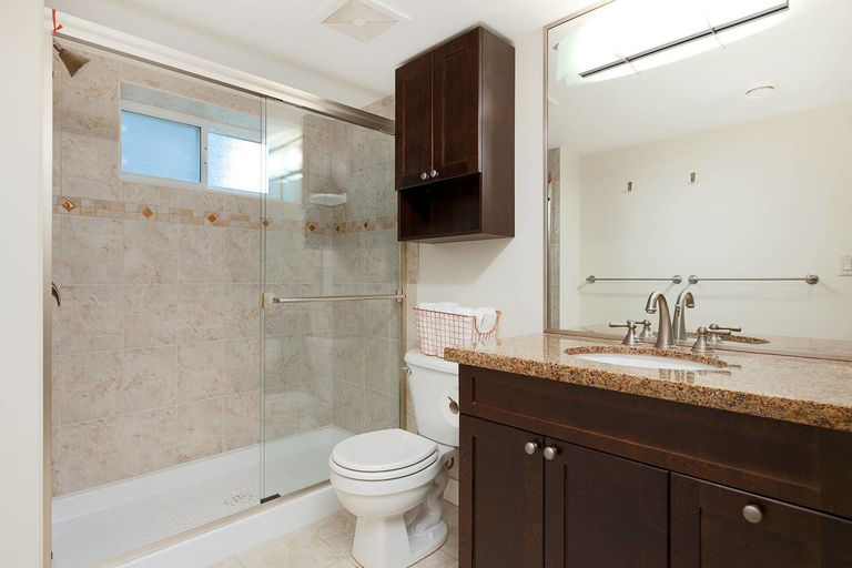 Bathroom, Cozy 3 Bedroom Suite near Queen Elizabeth Park, Greater Vancouver