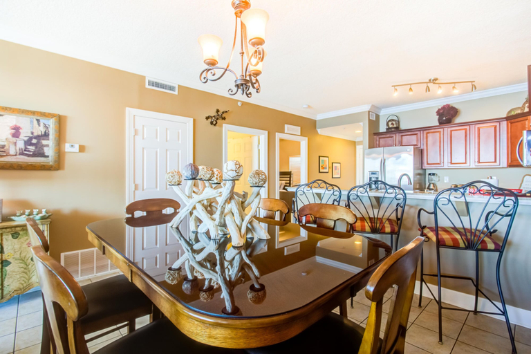 Food & Drinks 4, Tropic Winds 2102 by Forehand Rentals, Bay