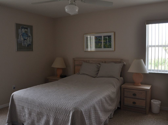 Bedroom 3, Seahorse Landing, Levy