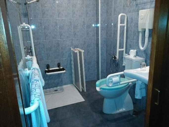 Bathroom, Hotel Internacional, Pontevedra