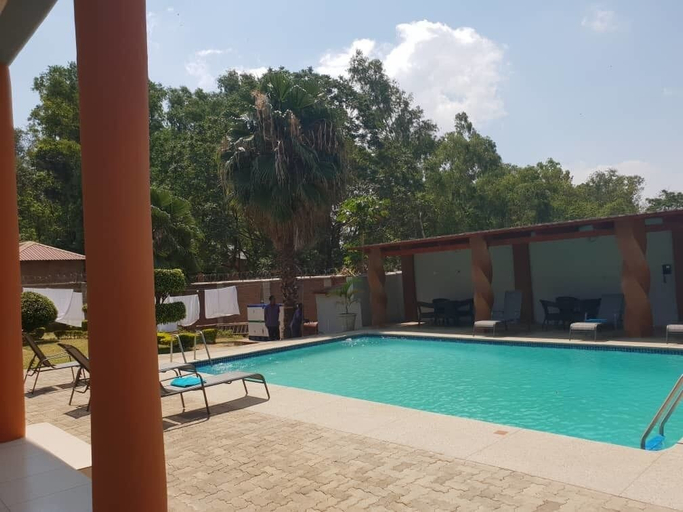 Sport & Beauty 5, Top Lodge, Blantyre City
