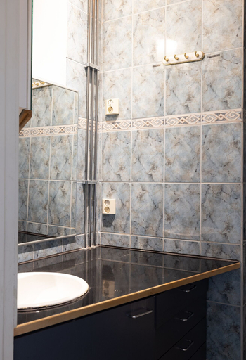 Bathroom 4, 2ndhomes Cozy 2BR Home w Balcony & Sauna, Uusimaa