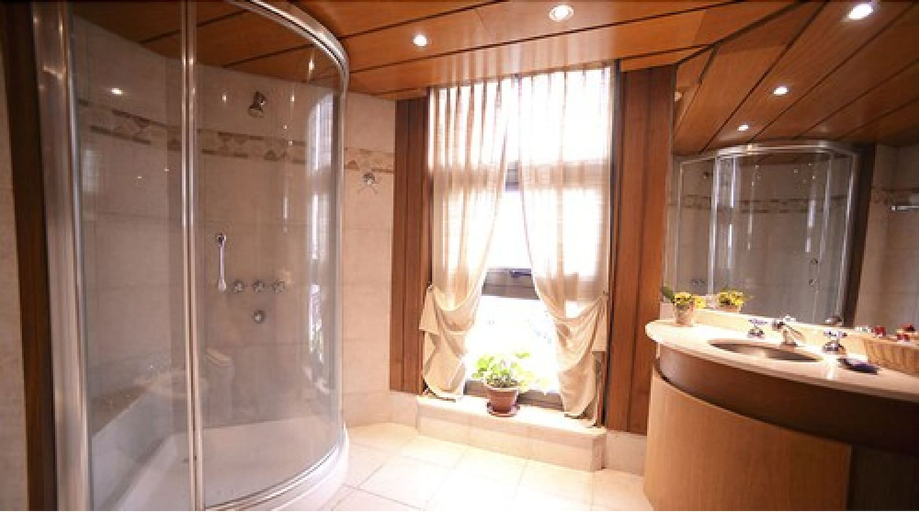 Bathroom 5, Tequendama Spa & Resort, Villa Gesell
