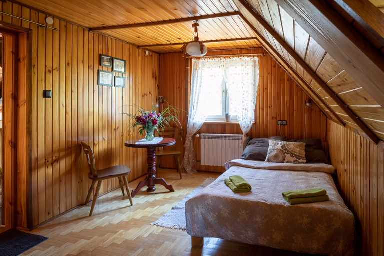 Bedroom 2, Uroczysko, Lesko