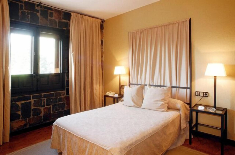 Bedroom 2, Hotel Temple Ponferrada, León