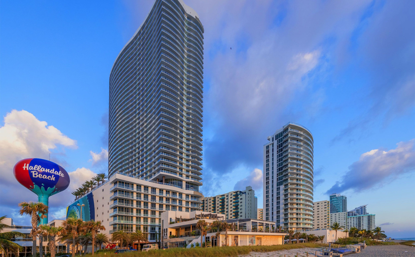 Exterior & Views 2, Lyfe Beach Resort, Broward