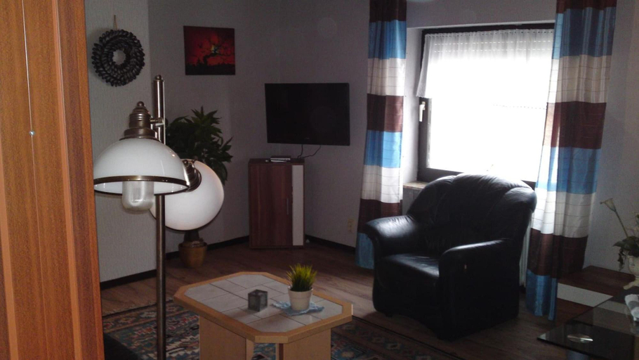 Others 5, Pension Lume, Neuwied