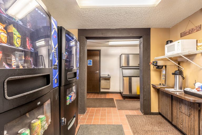 Others 4, Value Inn Kenosha I-94 - Exit 344, Kenosha