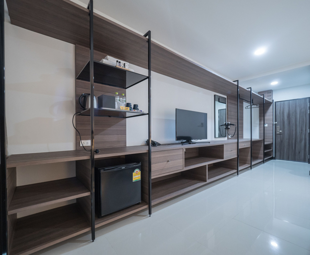 Others 5, Tassana Place, Muang Chon Buri